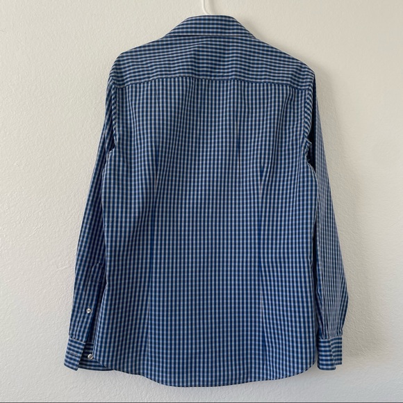 Van Heusen Men’s Button Down Shirt - Picture 2 of 4